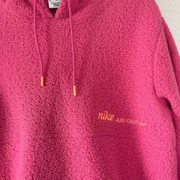 Nike Fleece Pullover Hoodie Warm Playful Pink Oversized Fuzzy Sweatshirt M - Picture 3 of 8